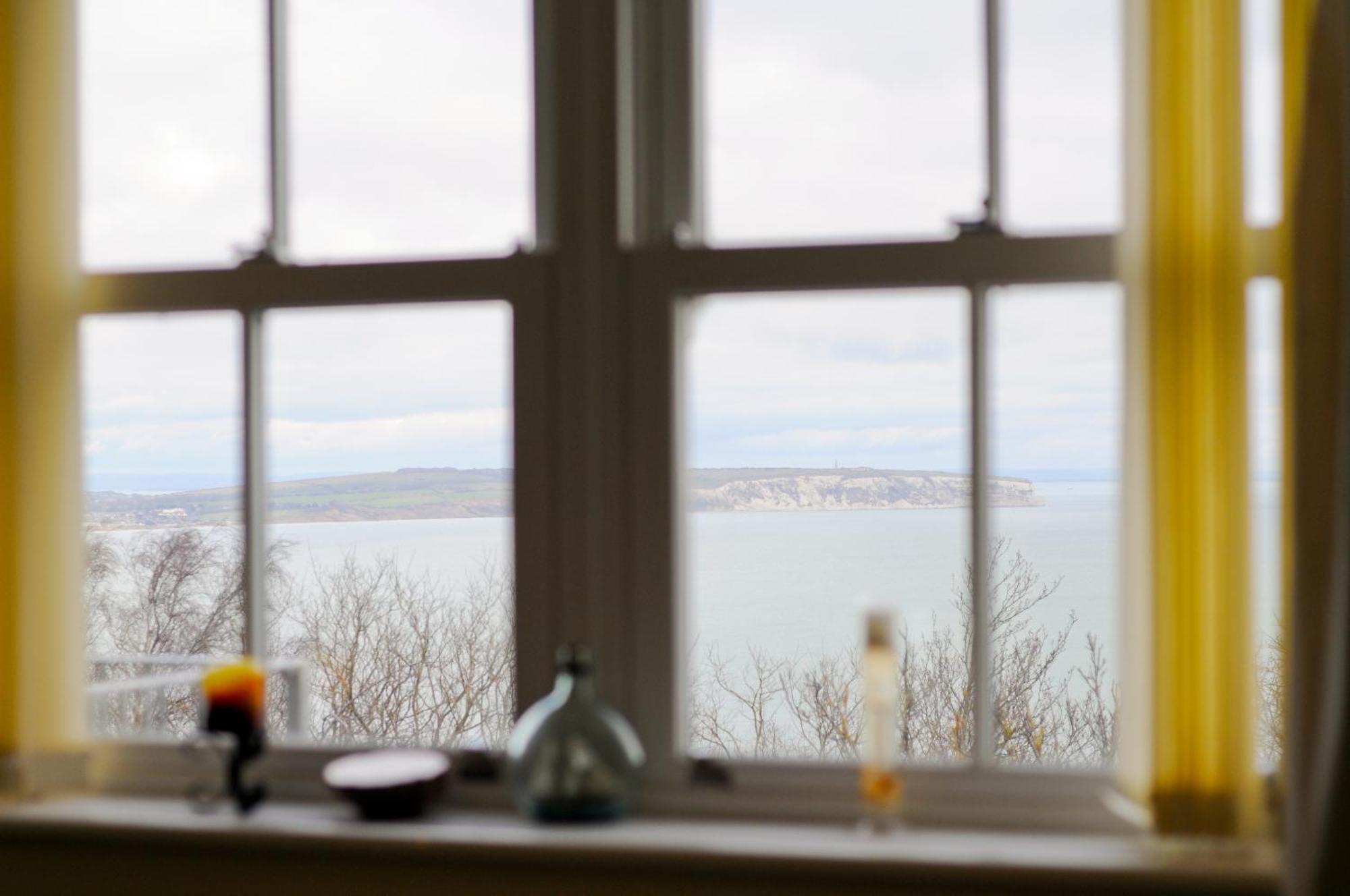 Apartmán Stunning Ocean Views - Isle Of Wight Shanklin Exteriér fotografie