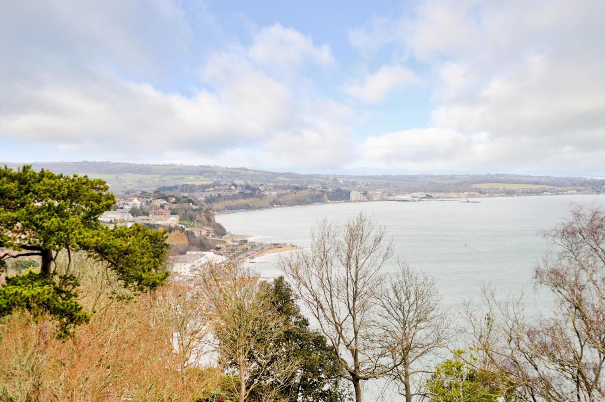 Apartmán Stunning Ocean Views - Isle Of Wight Shanklin Exteriér fotografie